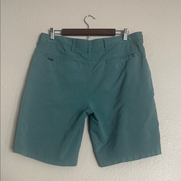 Hurley  x Nike Dri-Fit Men's Chino Hybrid Sage Green 9” Shorts, Men’s 34 - Picture 2 of 11